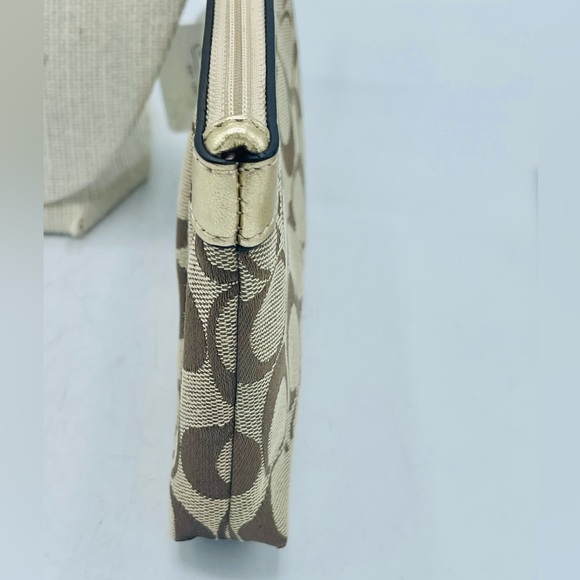 COACH SIGNATURE COLLECTION JACQUARD WRISTLET WITH LOGO CHARM  IN KHALI & BRONZE - Picture 8 of 15